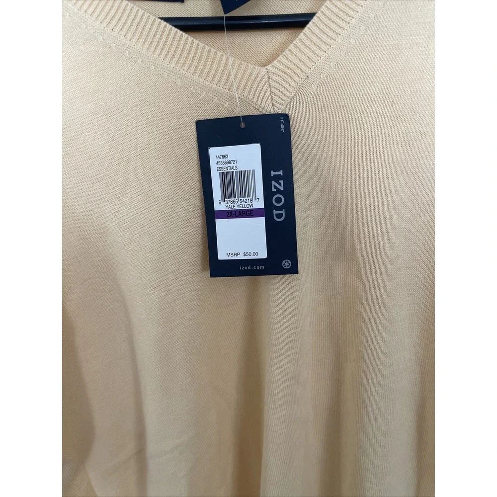IZOD Mens Pullover V Neck Sweater Yellow Sz 2XLG, Their is small dirt on shirt